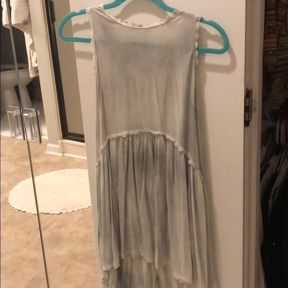 High neck grey and white ombré top